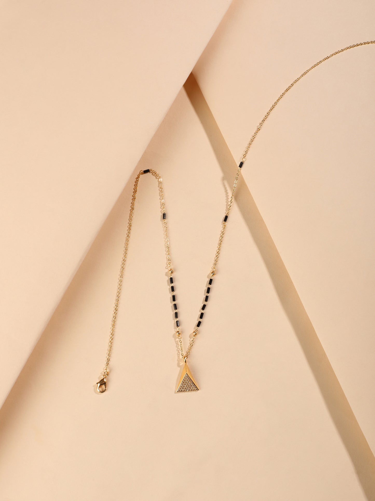 Aira Prism Mangalsutra